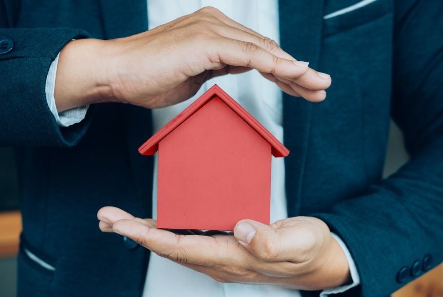 Dlaczego ubezpieczenie to niezbędny element zarządzania nieruchomością?